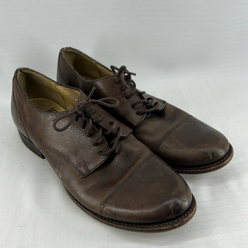 Frye Erin Brown Leather Oxford